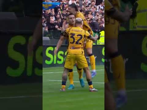 ¡GOLAZO DEL CAMPEÓN DEL MUNDO! Lautaro Martínez puso el empate ante Udinese | #Shorts