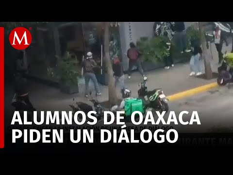 Estudiantes de normales en Oaxaca protagonizan manifestación con actos de vandalismo