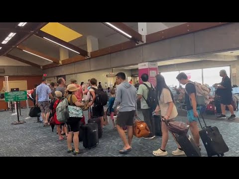 Travelers stranded in Maui airport after wildfires