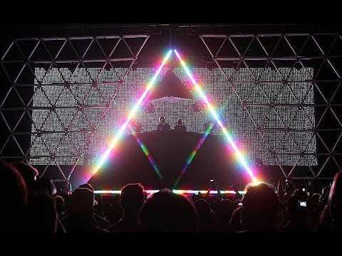 Daft Punk Alive 2007 - Television Rules The Nation / Crescendolls #03