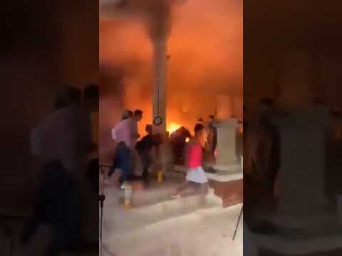 Incendio arrasa iglesia en El Carmen de Chucurí, Santander
