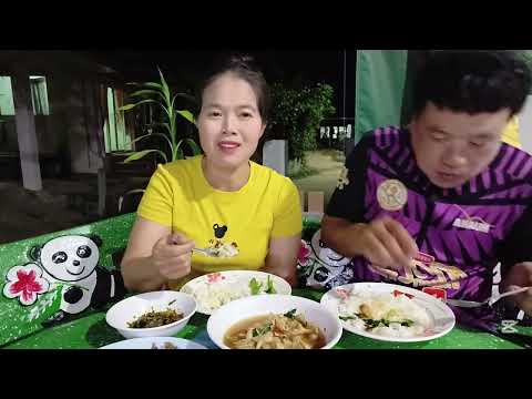 แกงเห็ดข้าวแป้งเห็ดขาวดินกินข้