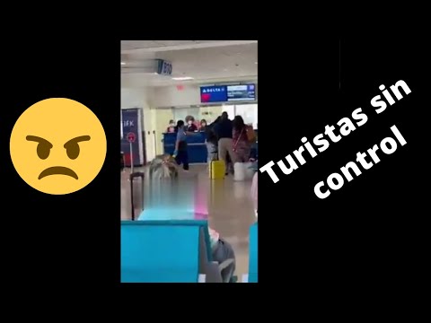 Turista forma revolu en el aeropuerto Luis Muñoz Marin