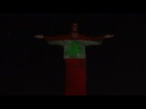 Cristo Redentor se iluminó para honrar a las víctimas en Beirut