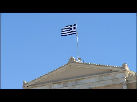 Bruselas retira la vigilancia reforzada a la economía griega
