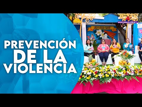 Presentación de cartillas Mujeres, Jóvenes y Familias a comerciantes del mercado Ernesto Fernández