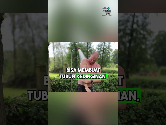 Mandi malam sering dituduh sebagai biang kerok rematik. Tapi, apa benar begitu? Secara ilmiah, rematik adalah peradangan sendi yang disebabkan oleh gangguan autoimun, bukan air dingin atau kebiasaan mandi malam. Jadi, mandi malam tidak langsung menyebabkan rematik, kecuali airnya sedingin hatimu saat ditolak gebetan!

Namun, mandi malam dengan air dingin bisa membuat tubuh kedinginan, menyebabkan otot tegang, atau memperburuk nyeri sendi yang sudah ada. Solusinya? Pakai air hangat, santai, dan jangan mandi di tengah badai!

Jadi, mitos mandi malam menyebabkan rematik? Tidak terbukti. Tapi tetap bijak ya, jangan mandi malam kalau sedang sakit atau kelelahan.

#FaktaKesehatan #MitosAtauFakta #MandiMalam

Ikuti juga channel kami :
https://whatsapp.com/channel/0029VapVBjJDjiOTYezmbq2s

Cek video kami lainnya yaa! agar kesehatanmu terjaga & menambah wawasanmu:

KESEHATAN https://www.youtube.com/playlist?list=PLh7LPBZKajQOlkRw5oiaMtR7O-0xWU0M3 

KEHAMILAN https://www.youtube.com/playlist?list=PLh7LPBZKajQO8DVrhyC_e_aIUf-Hmtt3u

ANAK https://www.youtube.com/playlist?list=PLh7LPBZKajQNhrTrTK3rV_9vpw6euBIb7

TEKA-TEKI SEHAT https://www.youtube.com/playlist?list=PLh7LPBZKajQP42eN-B2f0cCu1IeJrCLx5

Klik SUBSCRIBE jika video kami bermanfaat dan menambah wawasanmu.
Klik SUBSCRIBE agar tak ketinggalan video terbaru dari kami. Subscribe gratis kok😊

Semoga apa yang kami sajikan di channel ini dapat bermanfaat, menambah ilmu dan wawasan bagi kita semua...

Kritik, saran dan pesan bisa disampaikan di kolom komentar yah...
Terimakasih sudah berkunjung di channel kami👍