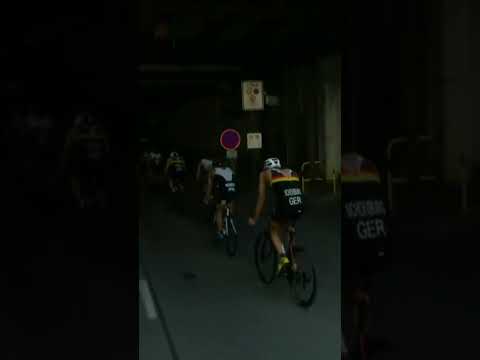 Crash mania 💥 #Triathlon #BeYourExtraordinary #bike #crash #sports #shorts