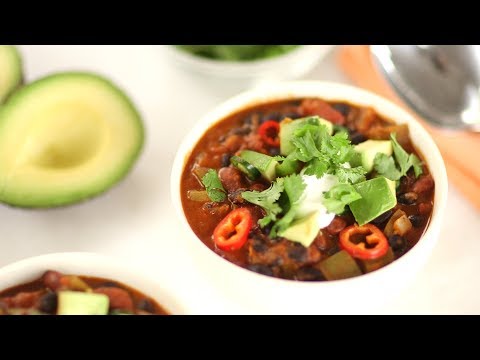 Quick Vegetarian Chili- Everyday Food with Sarah Carey