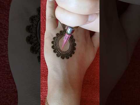 نقش حناء خفيف