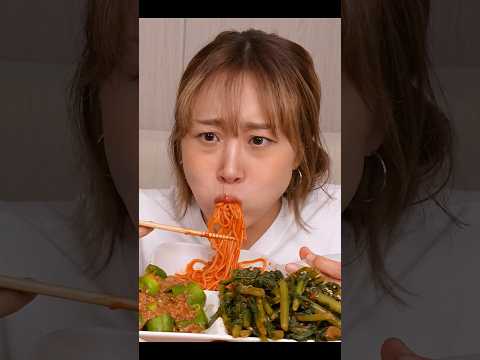 매콤새콤 비빔국수🔥 찐텐먹방✨Korean spicy noodles #shorts #엔조이커플