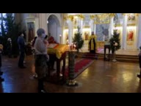 Russians prepare to celebrate Orthodox Christmas
