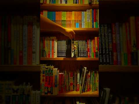 本棚に隠された小さな漫画の世界を作る。“Creating a tiny manga world hidden inside a bookshelf.”【出禁のモグラ】#ミニチュア ＃miniature