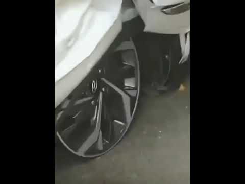 telah terjadi kecelakaan kendaraan mobil tertimpa kontainer#alhamdulillah #korban selamat di Jakarta