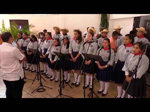 Estelianos celebran 42 aniversario de la Cruzada Nacional de Alfabetización