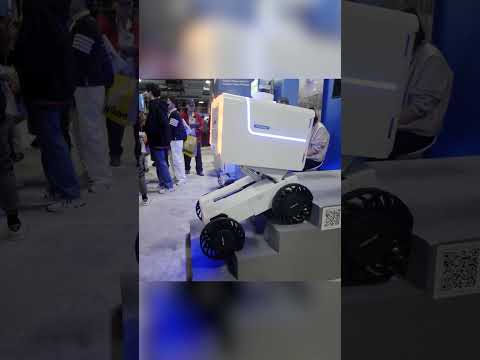 Delivery robot MOBINN  | CES 2024 | Robots and cars with ai | ...