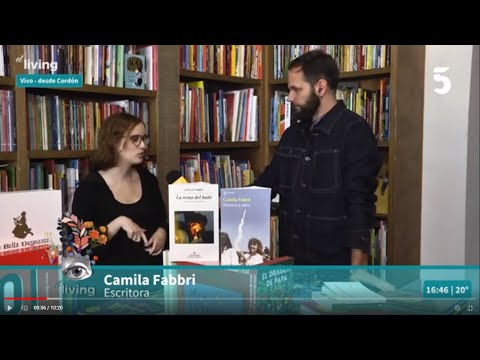 Visitamos a la escritora argentina Camila Fabbri para conocer Mientras todo el mundo sigue bailando