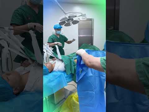 手术室护士力大如牛 #doctor #hospital