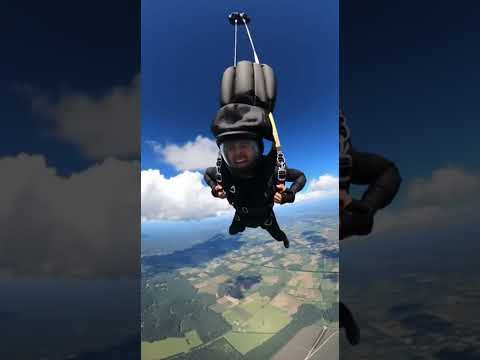 OMG THAT WAS CLOSE #aishorts #storytime #dangerous #funny #shorts