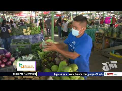 El 65 % de los hondureños ha dejado de comprar alimentos en centros comerciales, revela BID