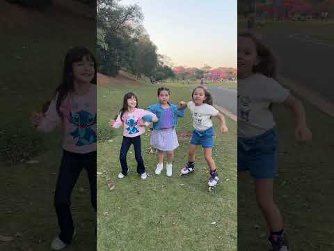 Dancinha no aniversário da amiga. #aniversario #friends #dancinha