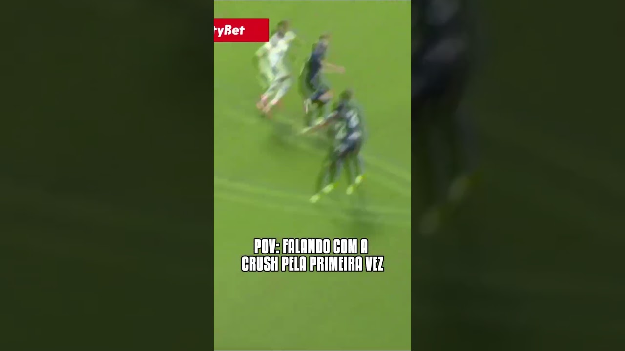 NARRADOR TRAVOU AO VIVO! 😂Sabe quando você vai falar com a gata e esquece até o próprio nome?