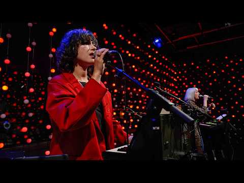 Ladytron - Metaphysica (Live on KEXP)