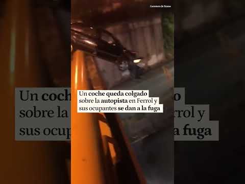 Un coche queda colgado sobre la autopista en Ferrol y sus ocupantes se dan a la fuga