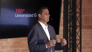 Thumbnail for the video "Bioética y crisis humanitarias | Hernando Augusto Clavijo | TEDxUniversidad El Bosque" from TEDx Talks