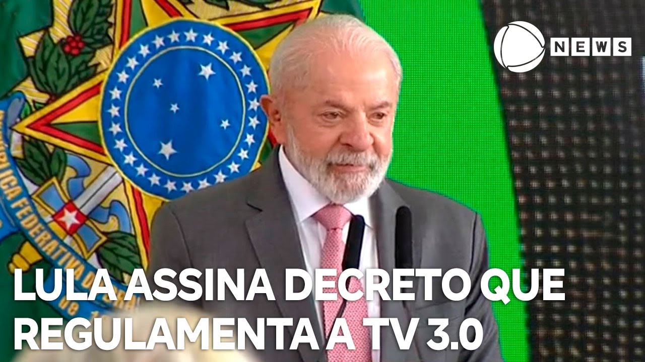 Presidente Lula assina decreto que regulamenta a TV 30