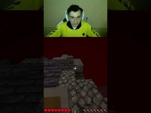 MINECRAFT MOMENT #shorts #minecraft