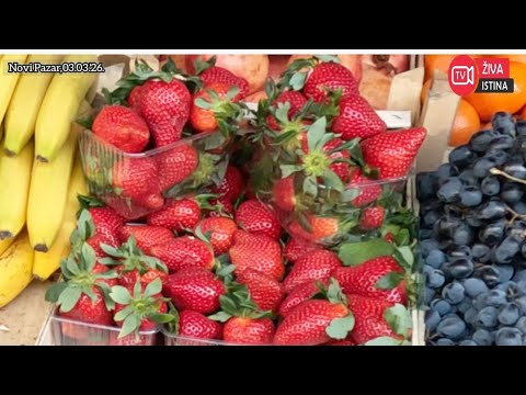 JAGODE korpica ČETIRI EURA. Cijene nenormalne. Pijaca Novi Pazar