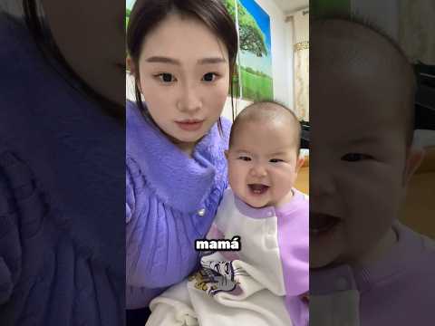 ¡Mamá le devuelve la sonrisa a su bebé! 🥰👶📸