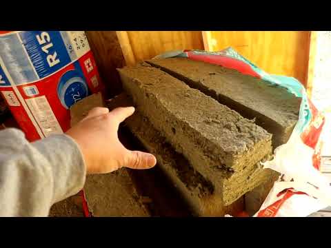 Getting the insulation in under the pavilion.