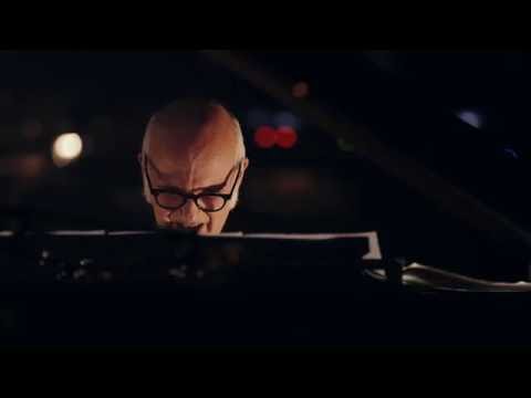 Ludovico Einaudi – Una Mattina (Live A Fip 2015)