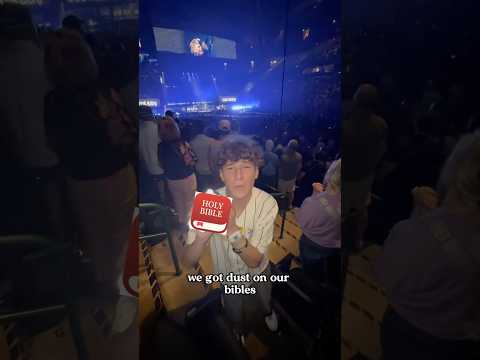 Dusty Bibles at its peak. #jesus #dustybibles #josiahqueen #funny #fyp ​⁠@josiahqueenmusic