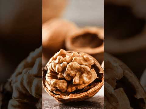 Why You Should Eat Walnuts EVERY Day