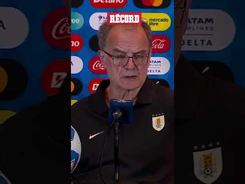 El momento RARO que vivió BIELSA y un periodista en la CONFERENCIA DE PRENSA