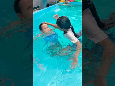 Clarinha se deu mal  kkk