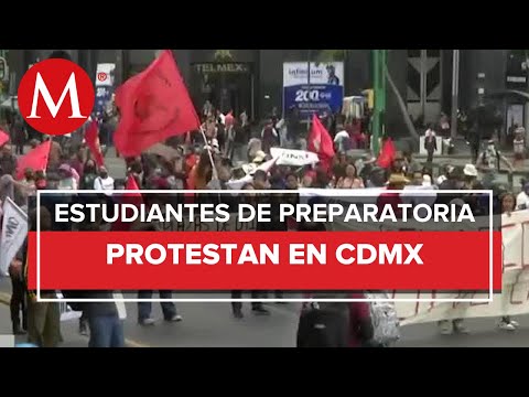 Trabajadores de IEMS bloquean Eje Central y Juárez en CdMx; harán mitin en el Zócalo