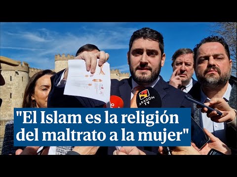 El vicepresidente de Aragón rompe el folleto del Ramadán de Huesca