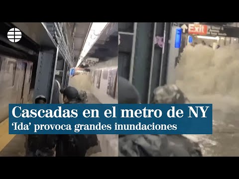 Impresionantes cascadas en el metro de Nueva York por el huracán 'Ida'