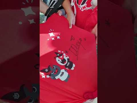 240918 사인해주는 빅또리