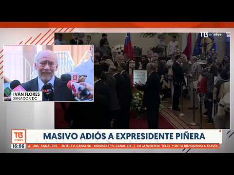 Senador Iván Flores aborda gobierno que enfrentó el expresidente Piñera