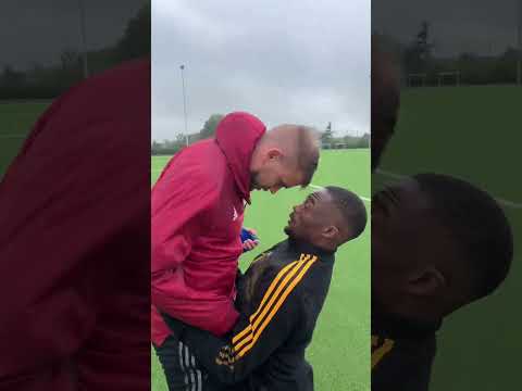 Spieler wenn sie gefoult werden 😂⚽️ #shorts#comedy#fussball