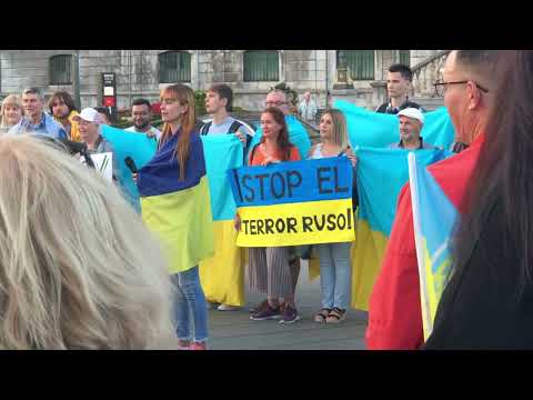 Ucranianos en Bilbao, exigiendo que Putin sea castigado #ucrania