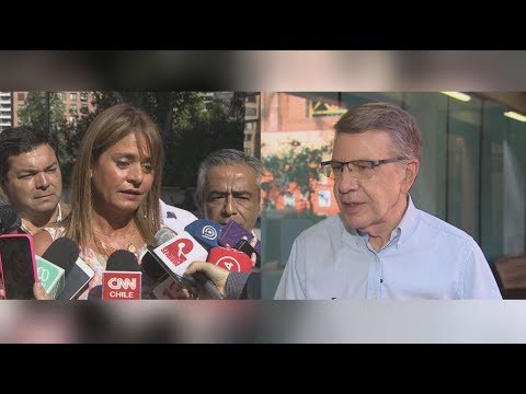 Plebiscito: crece la tensión entre la UDI y Lavín por solicitud en la franja electoral
