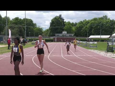 400m under 20 women UK Youth Development League u17/20 at Woodford Green 28th May 2022