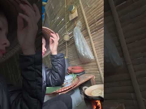 Bột mì rán tuổi thơ