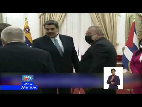 Recibe Presidente de Venezuela al Primer Ministro de Cuba a su paso por la nación bolivariana